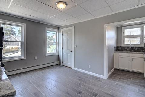 603 County St, Fall River, MA 02723 photo 5