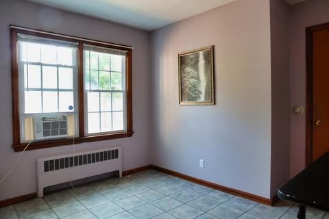 25 Fairview Ave, Chicopee, MA 01013 photo 19