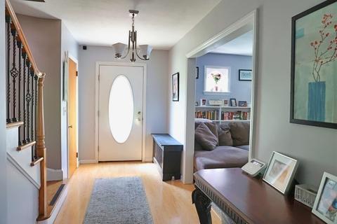 25 Fairview Ave, Chicopee, MA 01013 photo 16