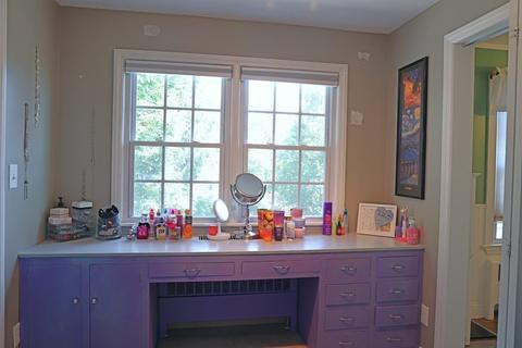 25 Fairview Ave, Chicopee, MA 01013 photo 22