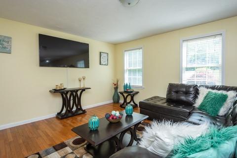 6 Howe Ave, Worcester, MA 01602 photo 5