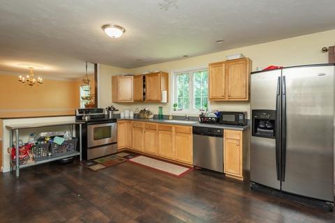 6 Howe Ave, Worcester, MA 01602 photo 16