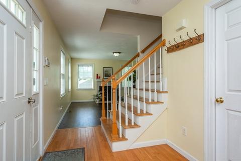 6 Howe Ave, Worcester, MA 01602 photo 4