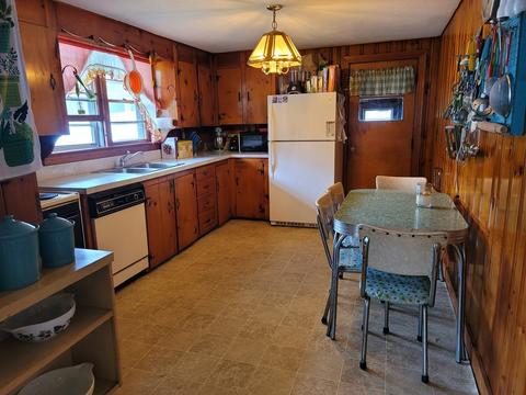 192 Riverview Ave, Athol, MA 01331 photo 16