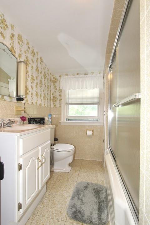 470 Massasoit Rd, Worcester, MA 01604 photo 11