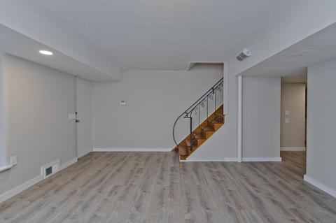 628 Alden St, Springfield, MA 01109 photo 5