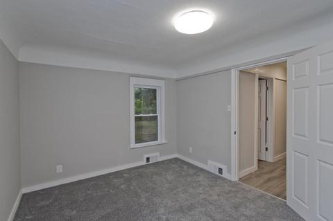 628 Alden St, Springfield, MA 01109 photo 13