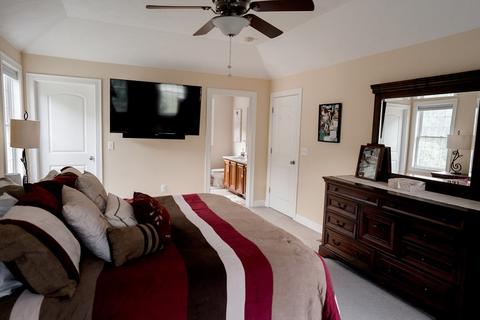 4 Thomas St, Dracut, MA 01826 photo 18
