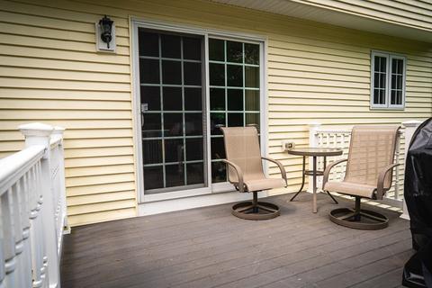 4 Thomas St, Dracut, MA 01826 photo 7