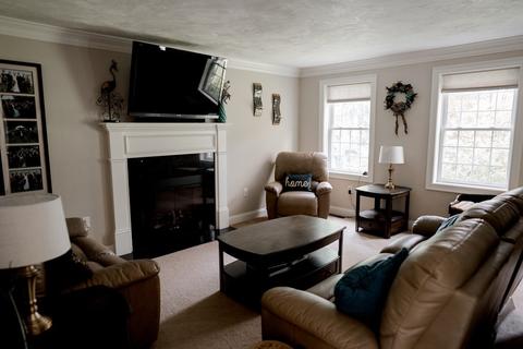 4 Thomas St, Dracut, MA 01826 photo 11