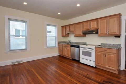 49 Highland Ave, Everett, MA 02149 photo 2