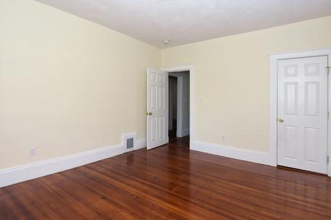 49 Highland Ave, Everett, MA 02149 photo 16