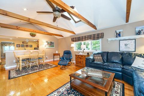 357 Webster St, Needham, MA 02494 photo 9