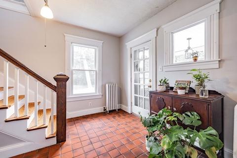 4 Johnson St, West Springfield, MA 01089 photo 9