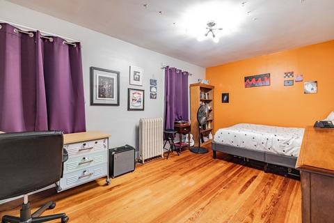 4 Johnson St, West Springfield, MA 01089 photo 25