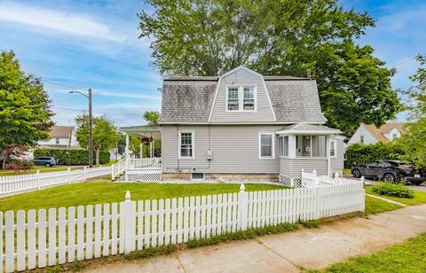 4 Johnson St, West Springfield, MA 01089 photo 32