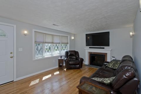 3 Beech Rd, Enfield, CT 06082 photo 9
