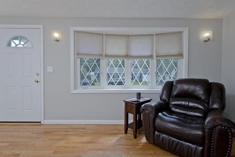 3 Beech Rd, Enfield, CT 06082 photo 12