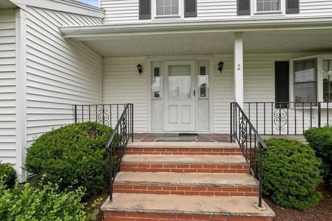 2 Michael Ln, Canton, MA 02021 photo 4