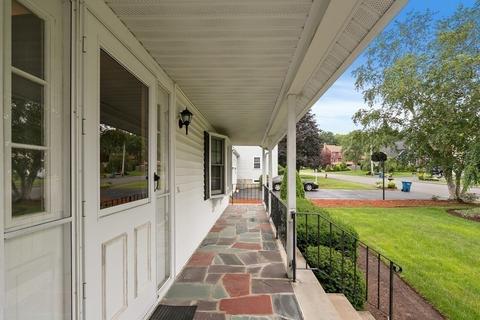 2 Michael Ln, Canton, MA 02021 photo 5