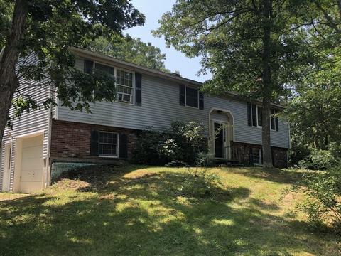 41 Valley Rd, Mashpee, MA 02649 photo 2