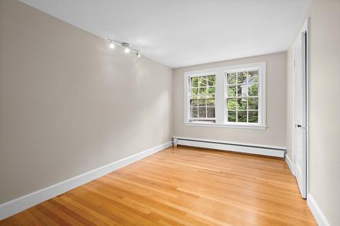 27 Conant Rd, Brookline, MA 02467 photo 16