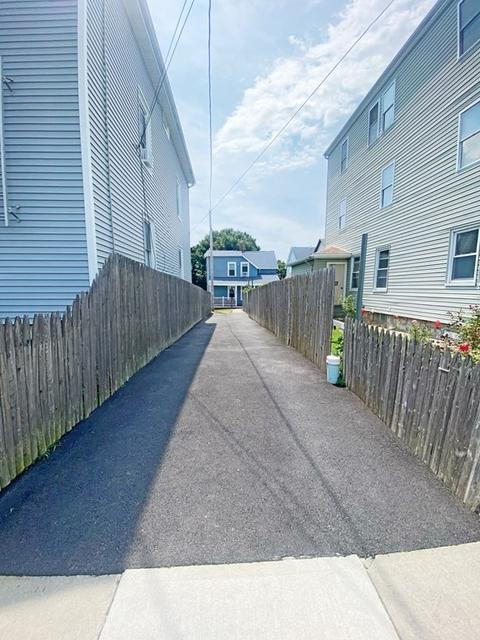 349 Warren St, Fall River, MA 02721 photo 4