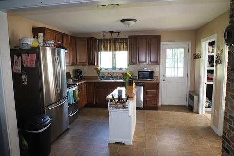 41 Springfield St, Palmer, MA 01080 photo 10