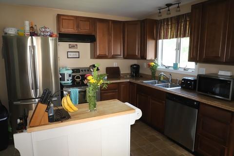 41 Springfield St, Palmer, MA 01080 photo 9