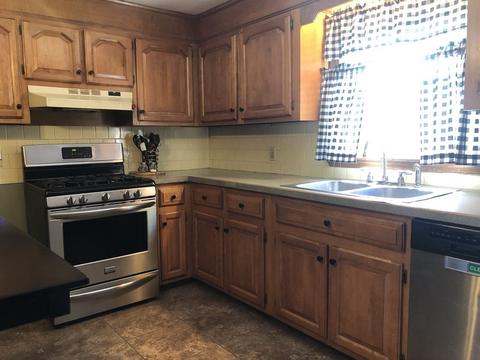 68 Poland St, Webster, MA 01570 photo 10