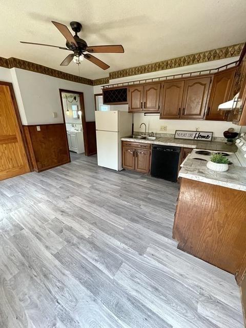 1313 Worcester St, Springfield, MA 01151 photo 9