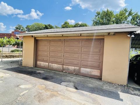 1313 Worcester St, Springfield, MA 01151 photo 4