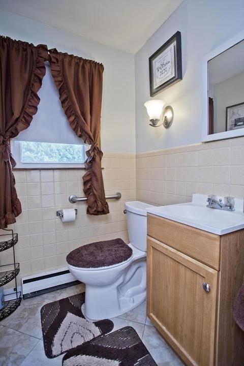 15 Gourley Rd, Springfield, MA 01129 photo 18