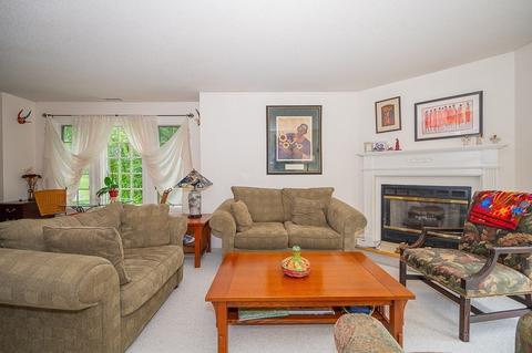 4 Herbert Dr #D, Sutton, MA 01590 photo 6