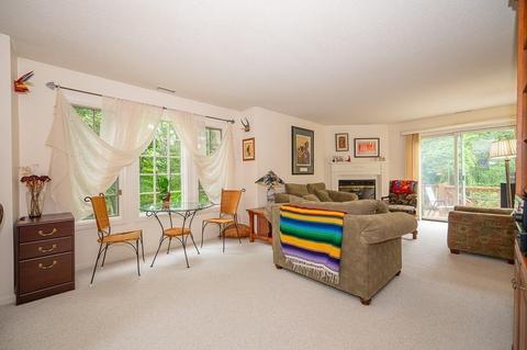 4 Herbert Dr #D, Sutton, MA 01590 photo 8