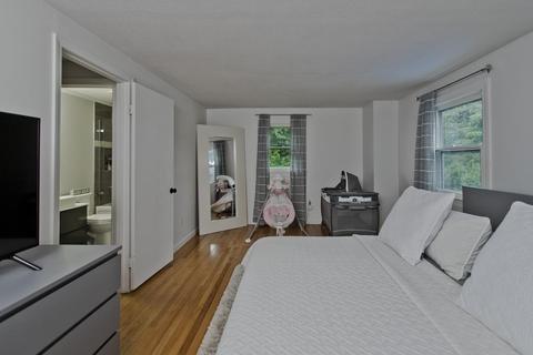 176 Tamarack Dr, Springfield, MA 01129 photo 17