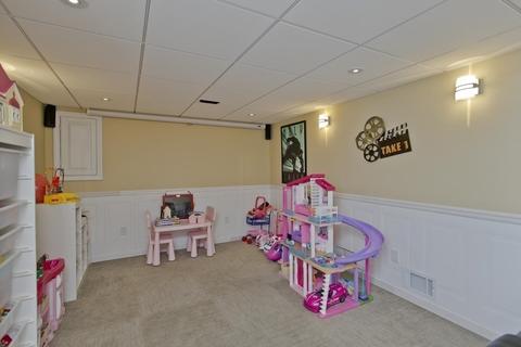 176 Tamarack Dr, Springfield, MA 01129 photo 35