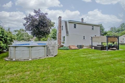176 Tamarack Dr, Springfield, MA 01129 photo 37