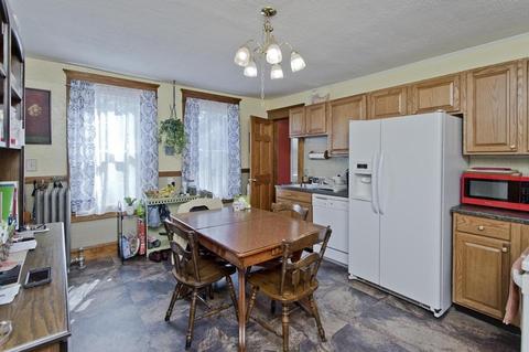 41 Bemis St, Chicopee, MA 01013 photo 7