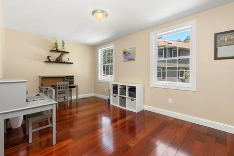 32 Thurlow St, Georgetown, MA 01833 photo 12