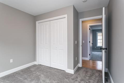 173 Cabinet St, Springfield, MA 01129 photo 27