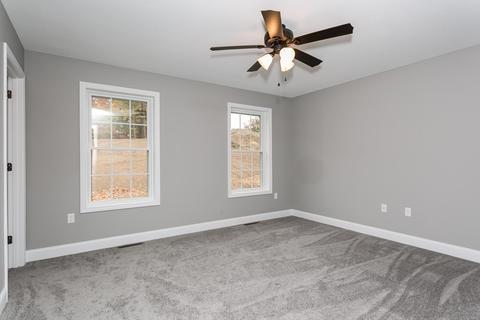 173 Cabinet St, Springfield, MA 01129 photo 17