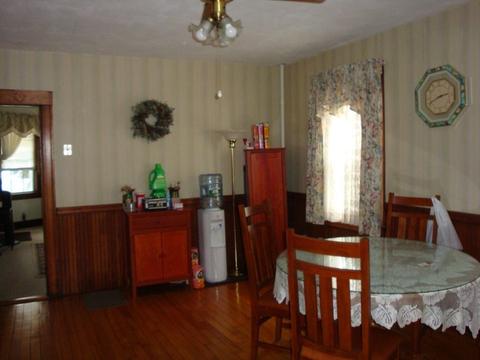 8 George St, Webster, MA 01570 photo 2