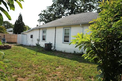 14 Barnes, Wareham, MA 02571 photo 2