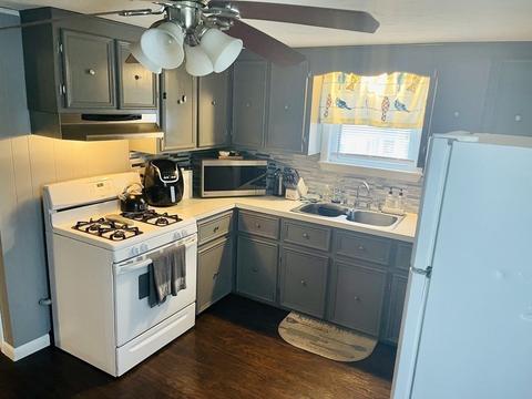 63 Gagnon St, Fall River, MA 02723 photo 10