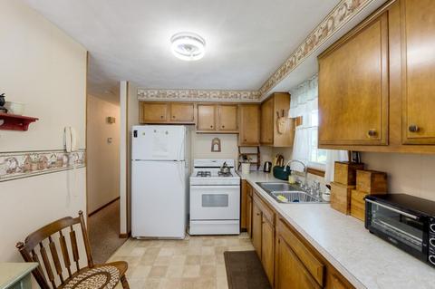 14 Ernest Ave, Worcester, MA 01604 photo 10