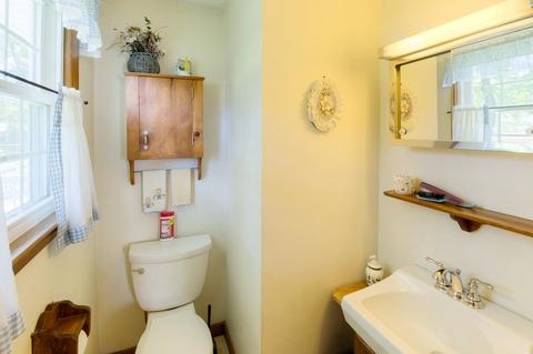 14 Ernest Ave, Worcester, MA 01604 photo 21