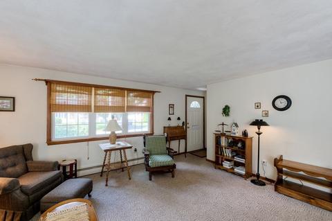 14 Ernest Ave, Worcester, MA 01604 photo 4