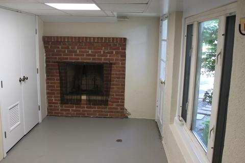 97 Brewster St, Springfield, MA 01119 photo 17