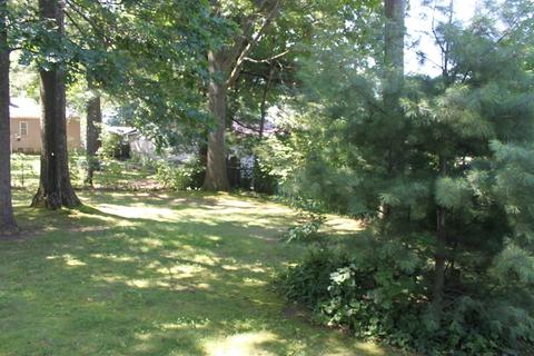 97 Brewster St, Springfield, MA 01119 photo 20
